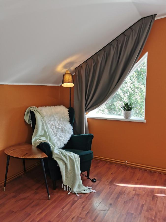 Apartamento Silent Loft For Getaway Liepāja Exterior foto